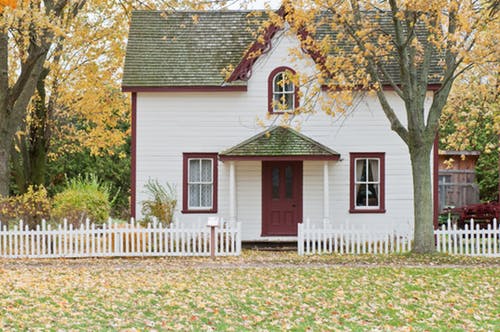 Lire la suite à propos de l’article Embellir l’extérieur de votre maison : les différentes solutions